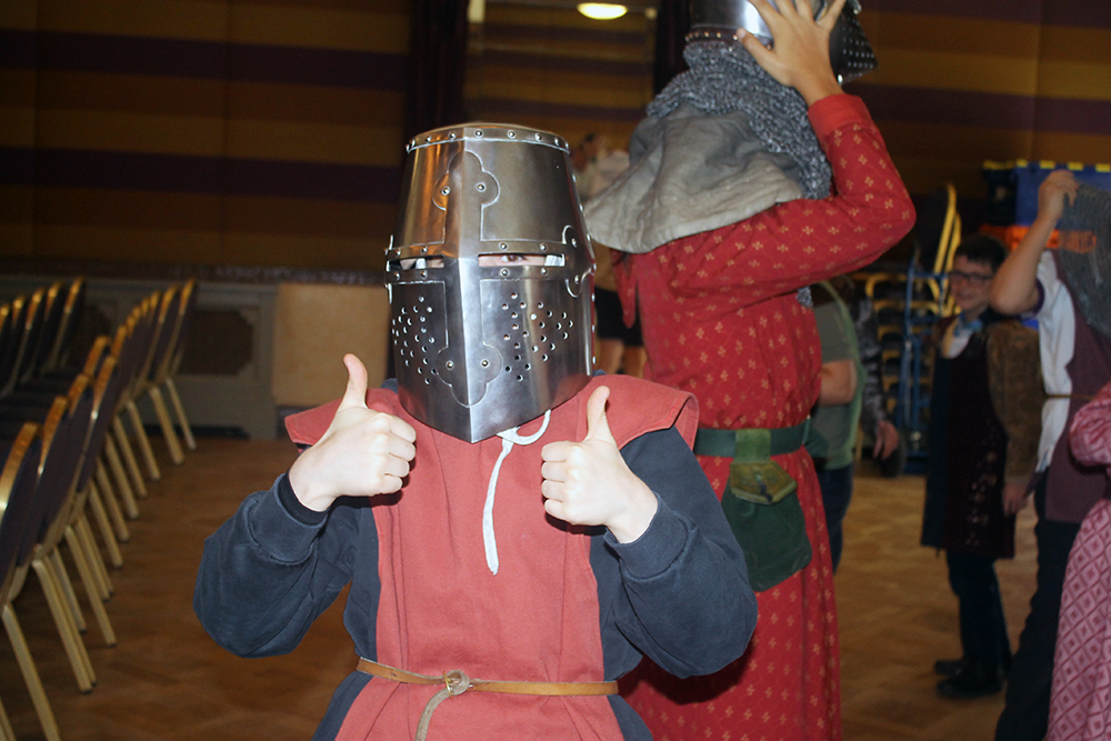 Medieval%20workshop%2010.jpg