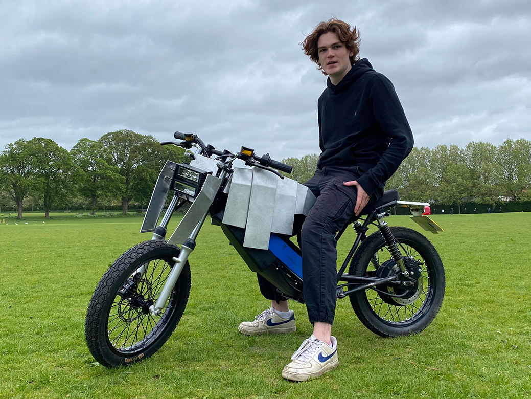 Gus%20on%20the%20bike.jpg