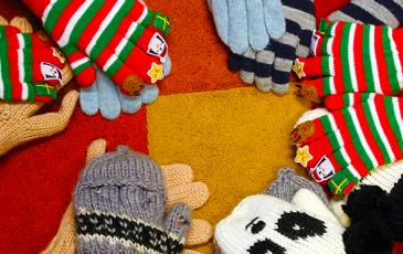 holding hands gloves
